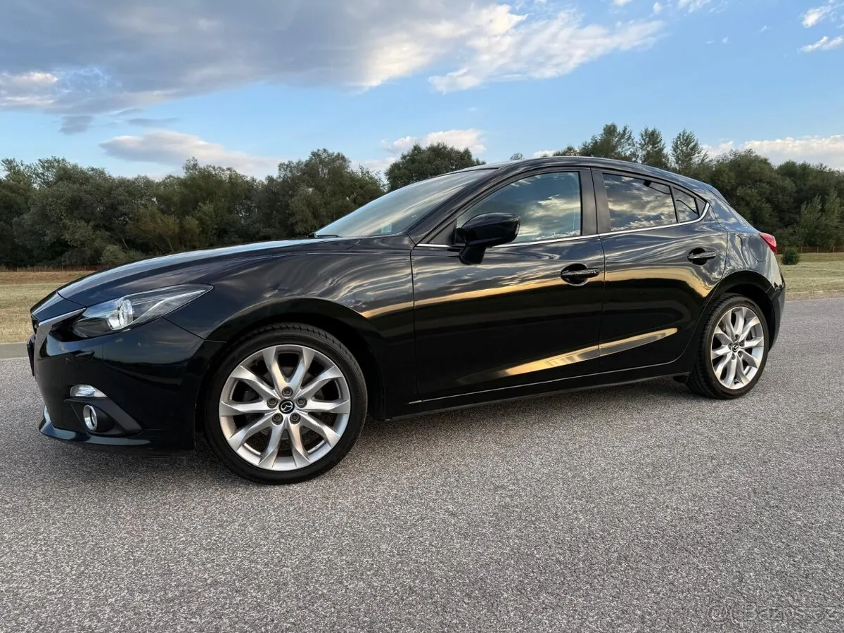 Mazda 3 2013 photo 3