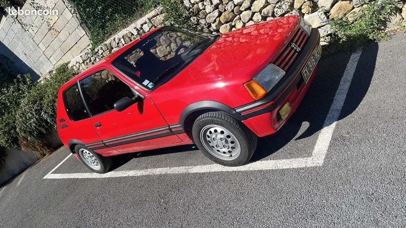 Peugeot 205