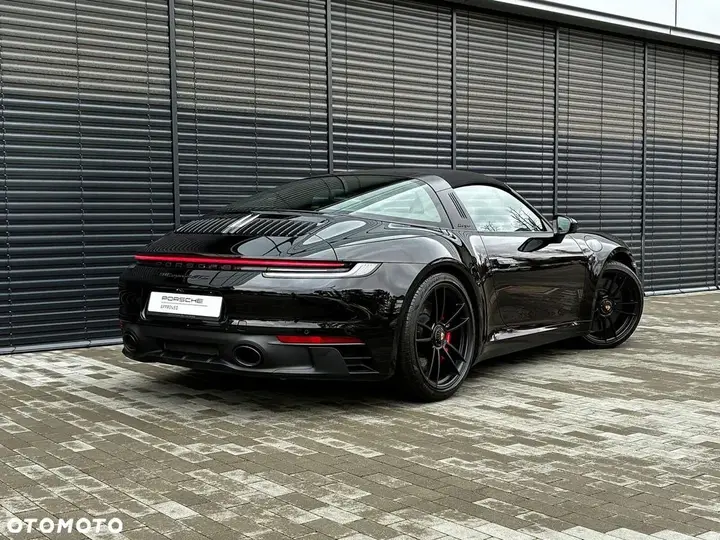 Porsche 911 2023 photo 5