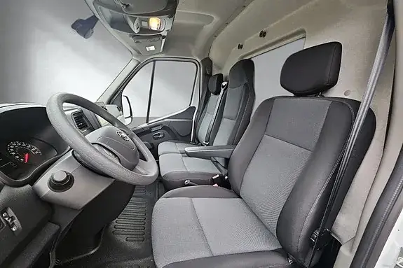 Nissan Interstar 2025 photo 5