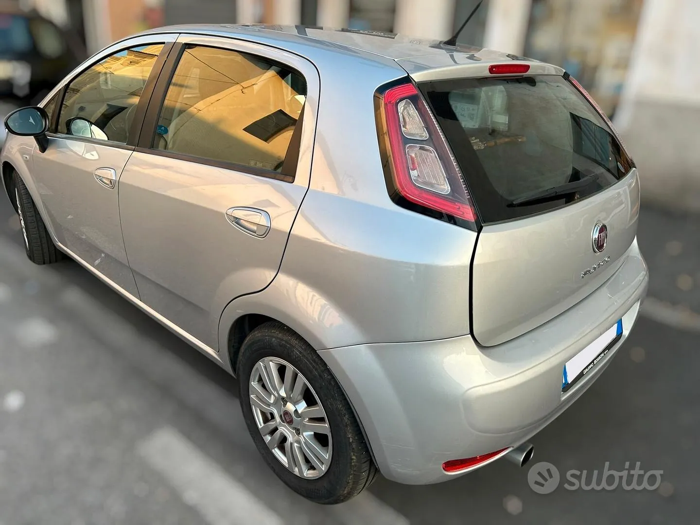Fiat Punto 2015 photo 3