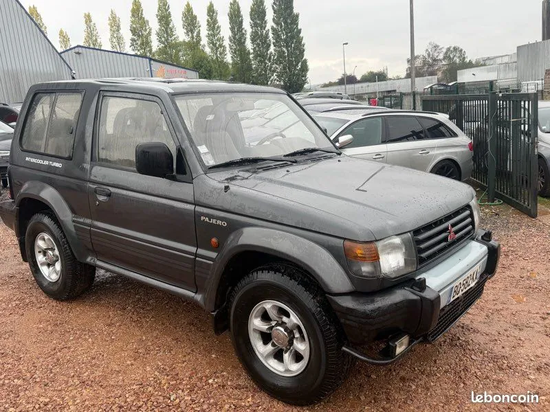 Mitsubishi Pajero 1994 photo 4