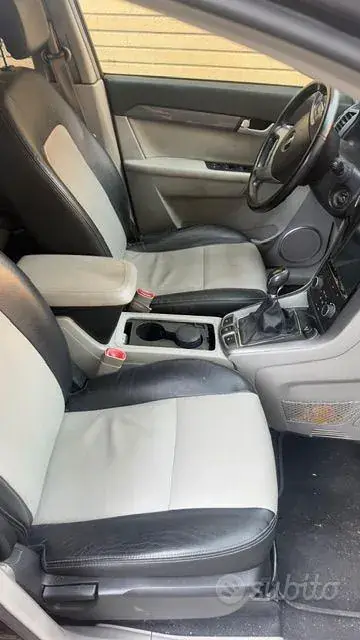 Chevrolet Captiva 2011 photo 4