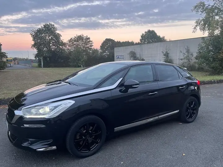 DS Automobiles Ds5