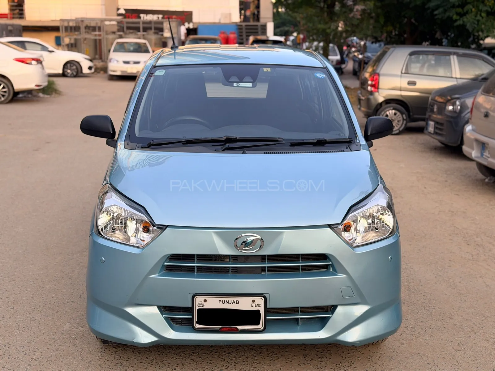 Daihatsu Mira