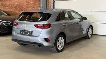 Kia Ceed 2023 photo 2