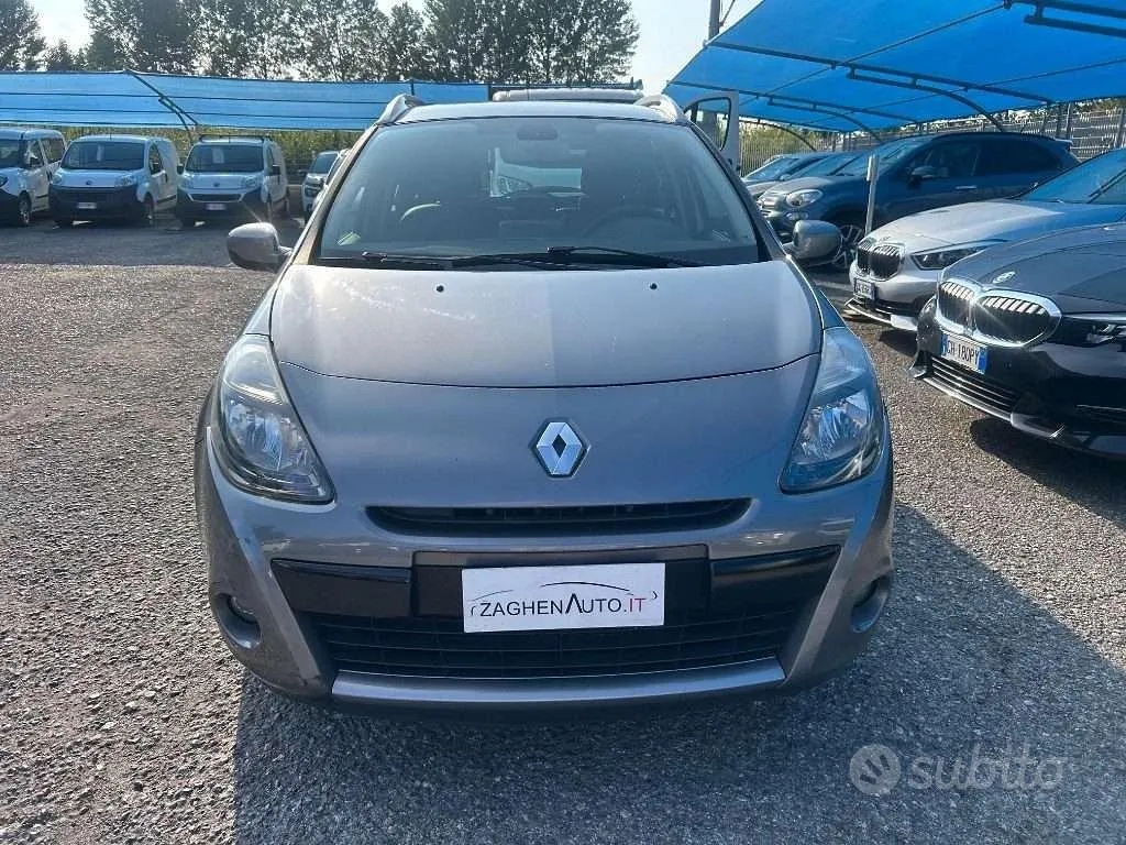 Renault Clio 2012 photo 2