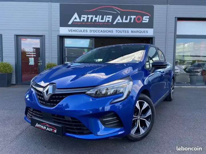 Renault Clio 2023 photo 2
