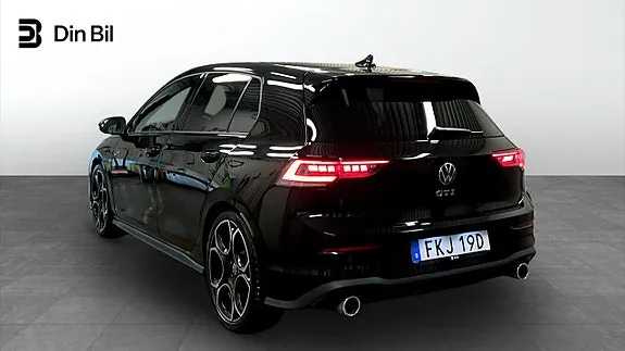 Volkswagen Golf I 2026 photo 3