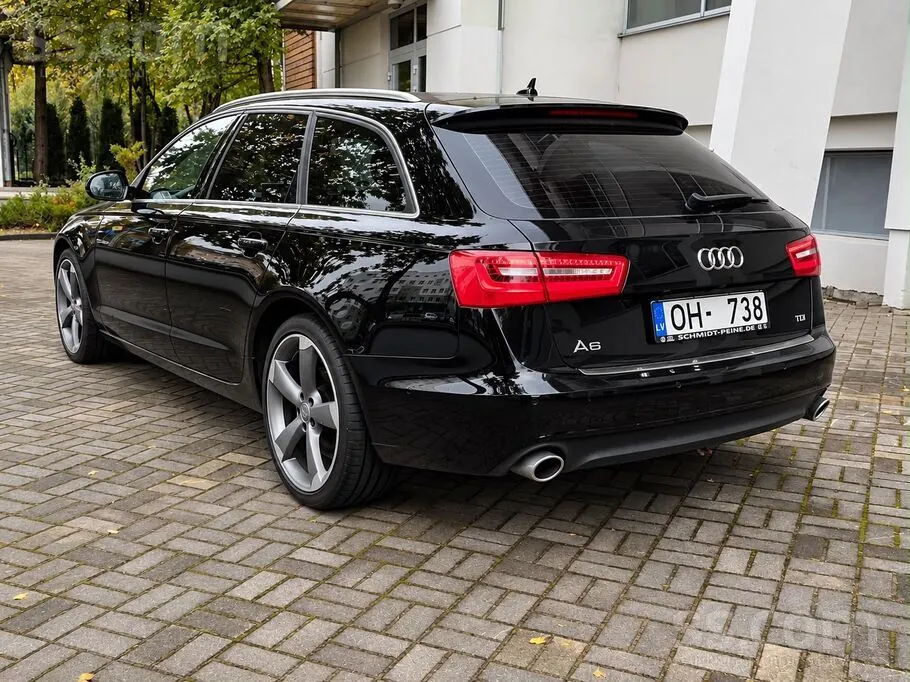 Audi A6 2012 photo 4