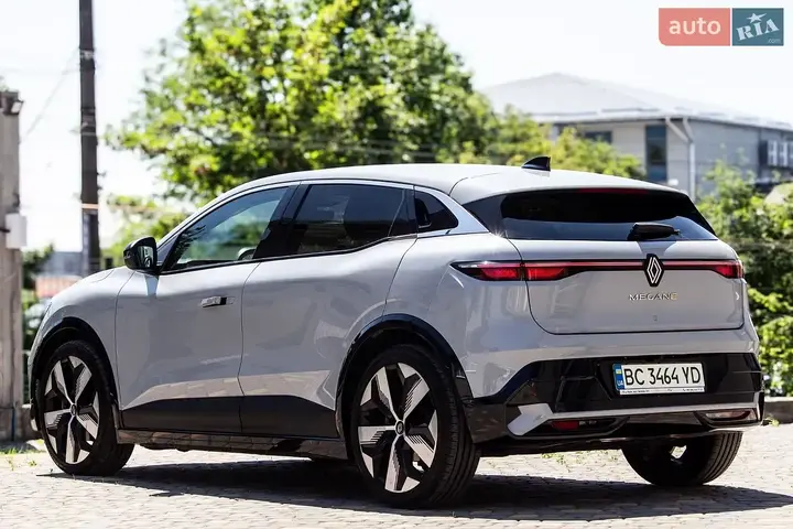 Renault Megane 2023 photo 3