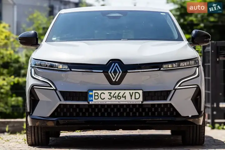Renault Megane 2023 photo 2
