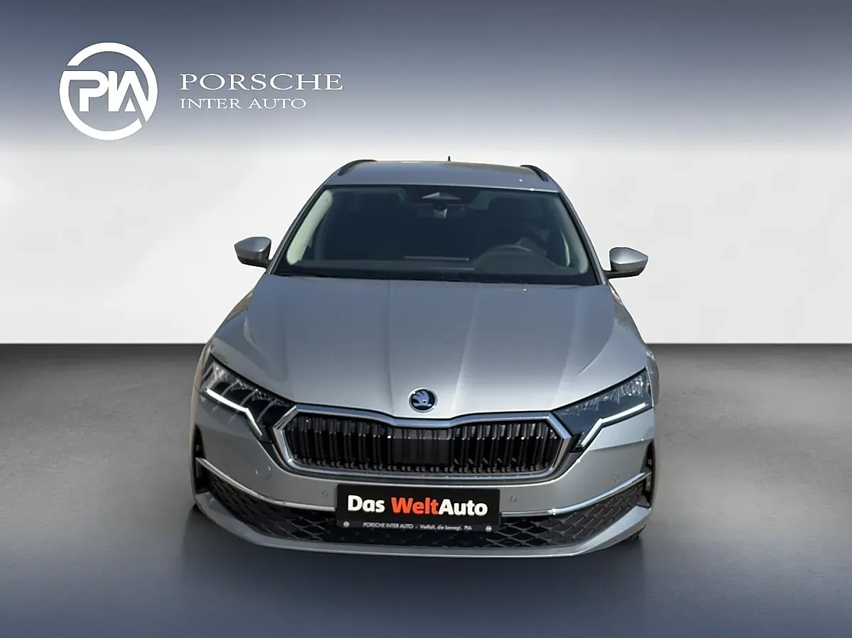 Skoda Octavia 2026 photo 2