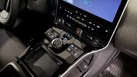 Subaru Solterra 2023 photo 5