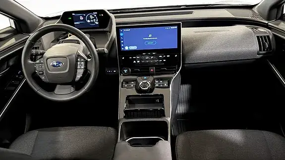 Subaru Solterra 2023 photo 4