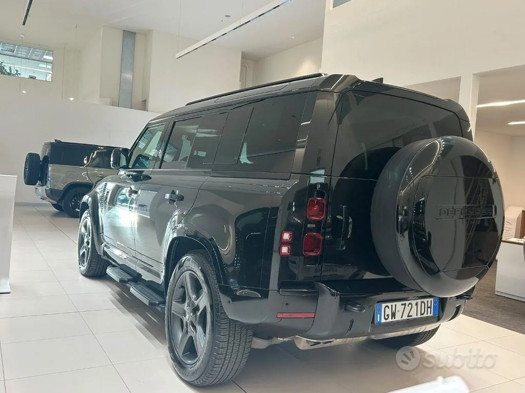 Land Rover Defender 2024 photo 5