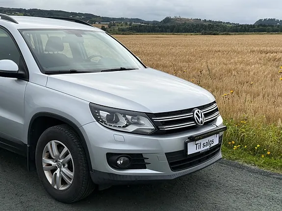 Volkswagen Tiguan 2011 photo 2