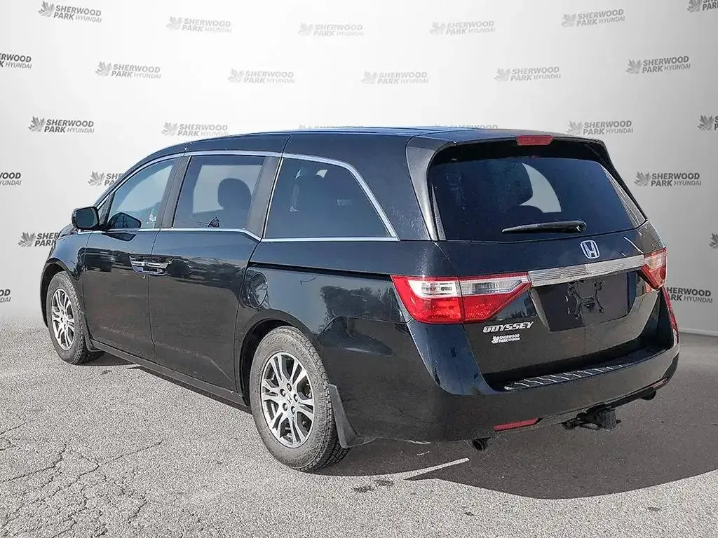 Honda Odyssey 2013 photo 4