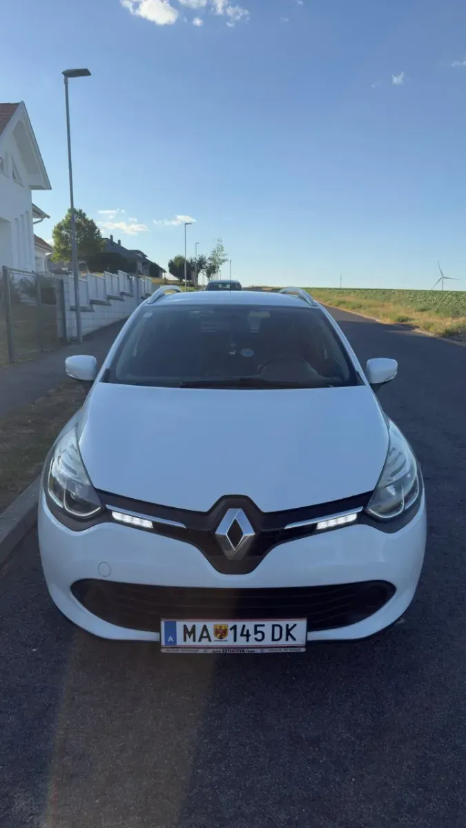 Renault Clio 2015 photo 2