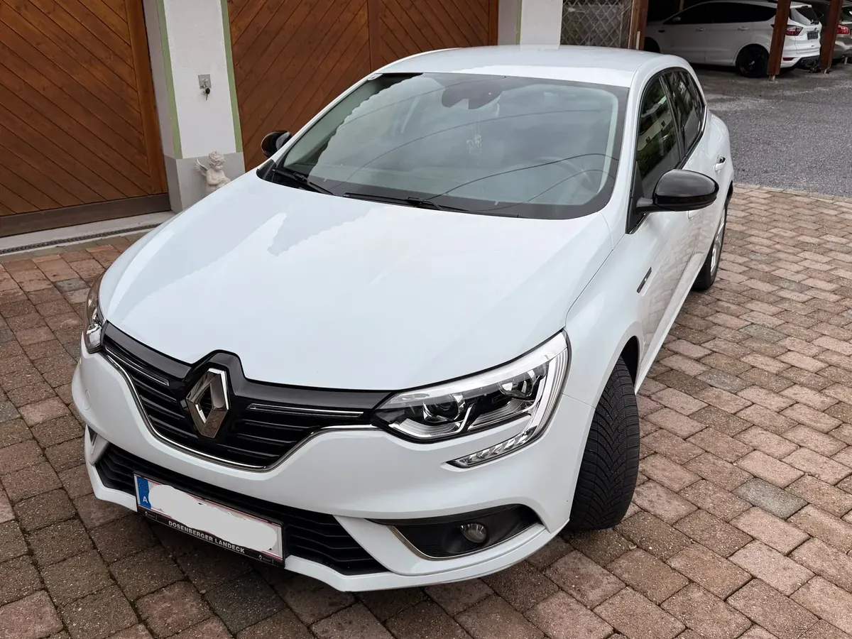 Renault Megane 2020 photo 2