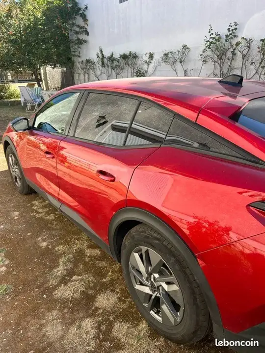 Peugeot 408 2024 photo 2