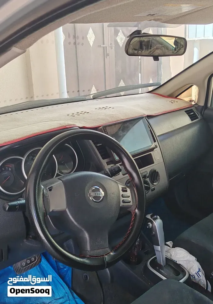Nissan Versa 2009 photo 4