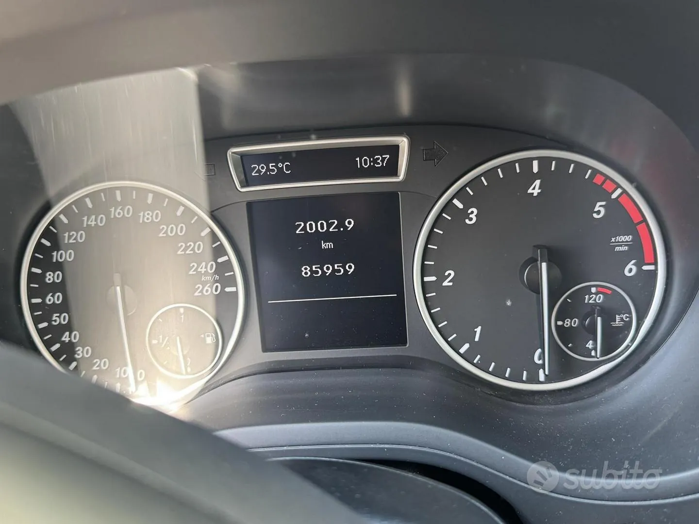 Mercedes-Benz B180 2013 photo 5