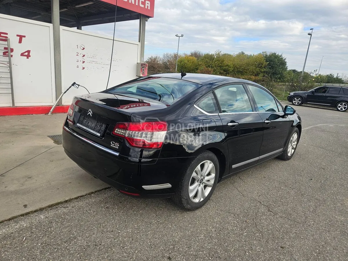 Citroen C5 2011 photo 4