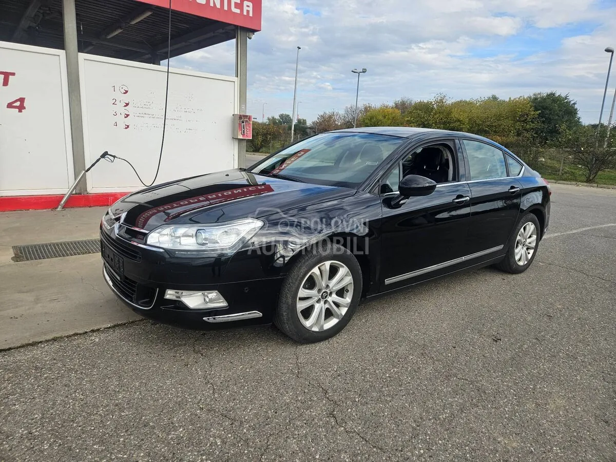 Citroen C5 2011 photo 2