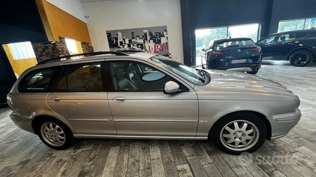 Jaguar X-Type 2004 photo 3