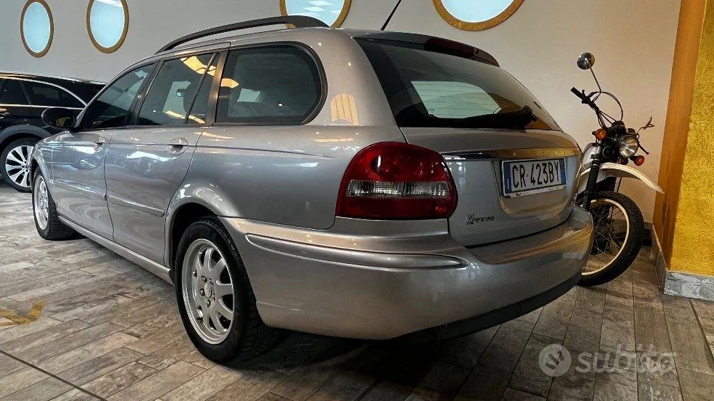 Jaguar X-Type 2004 photo 5