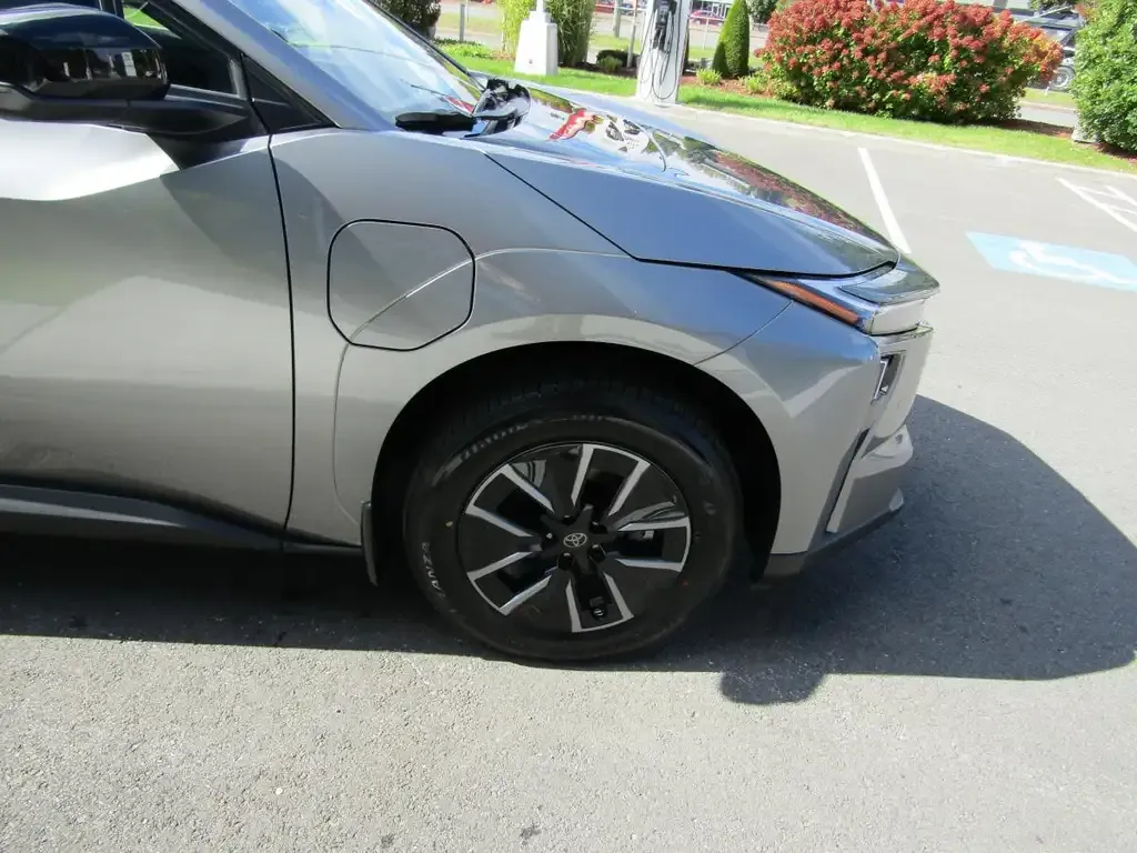 Toyota Bz 2027 photo 5