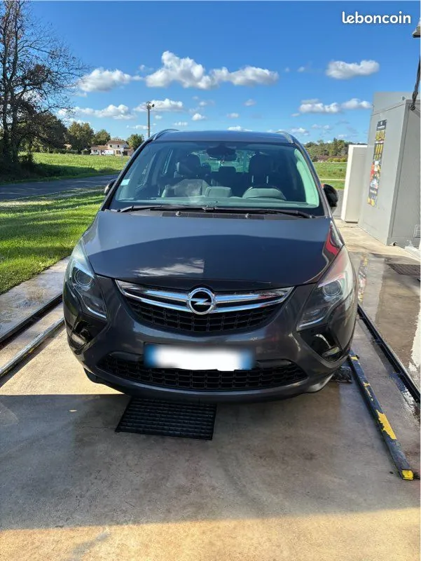 Opel Zafira Tourer