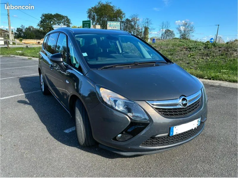 Opel Zafira Tourer 2016 photo 2