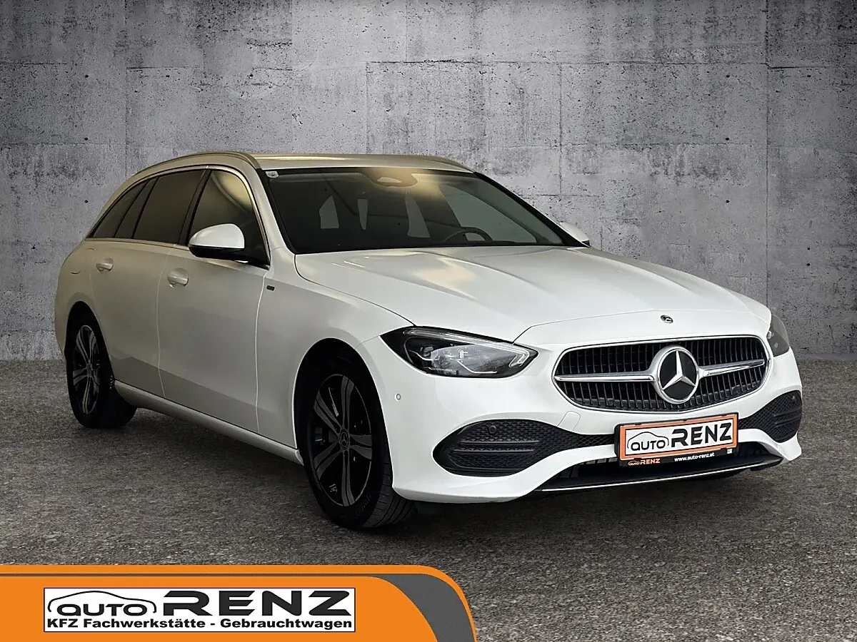 Mercedes-Benz C-Class 2022 photo 3
