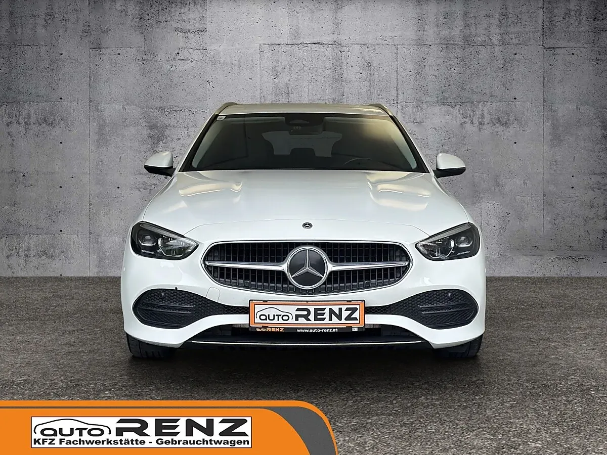 Mercedes-Benz C-Class 2022 photo 2