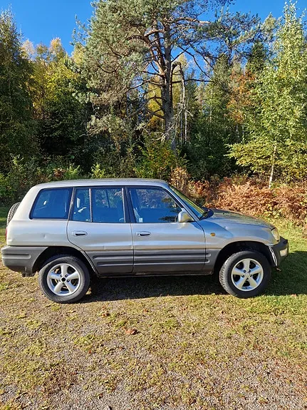 Toyota Rav4 2000 photo 3