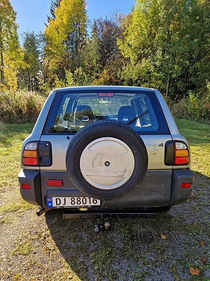 Toyota Rav4 2000 photo 2