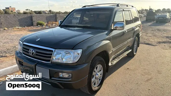 Toyota Land Cruiser
