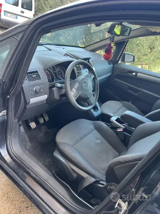 Opel Zafira 2007 photo 3