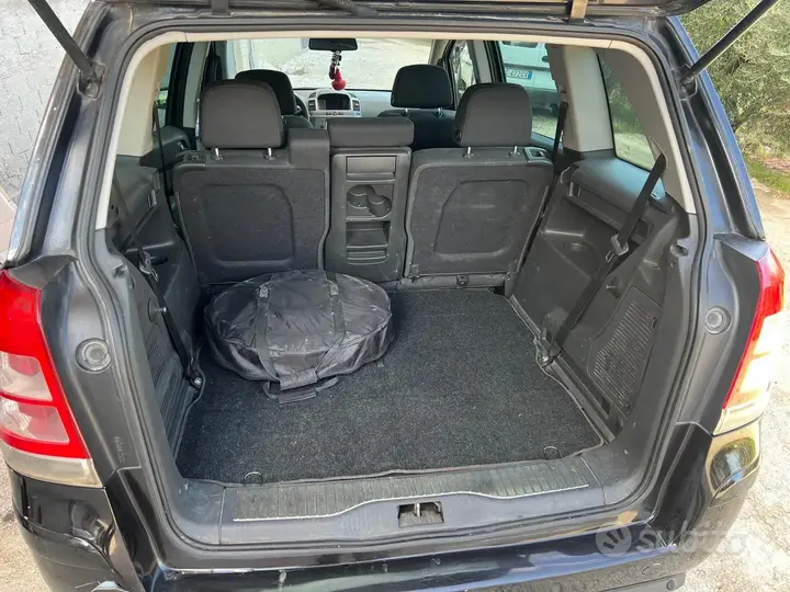 Opel Zafira 2007 photo 4
