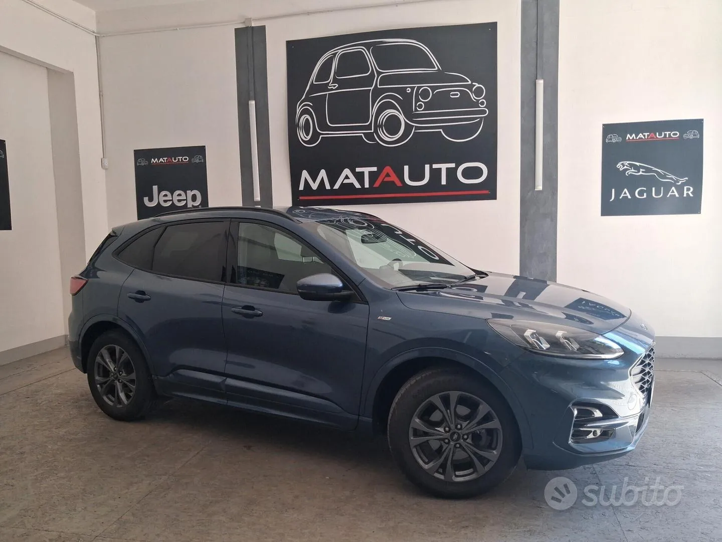 Ford Kuga 2022 photo 2