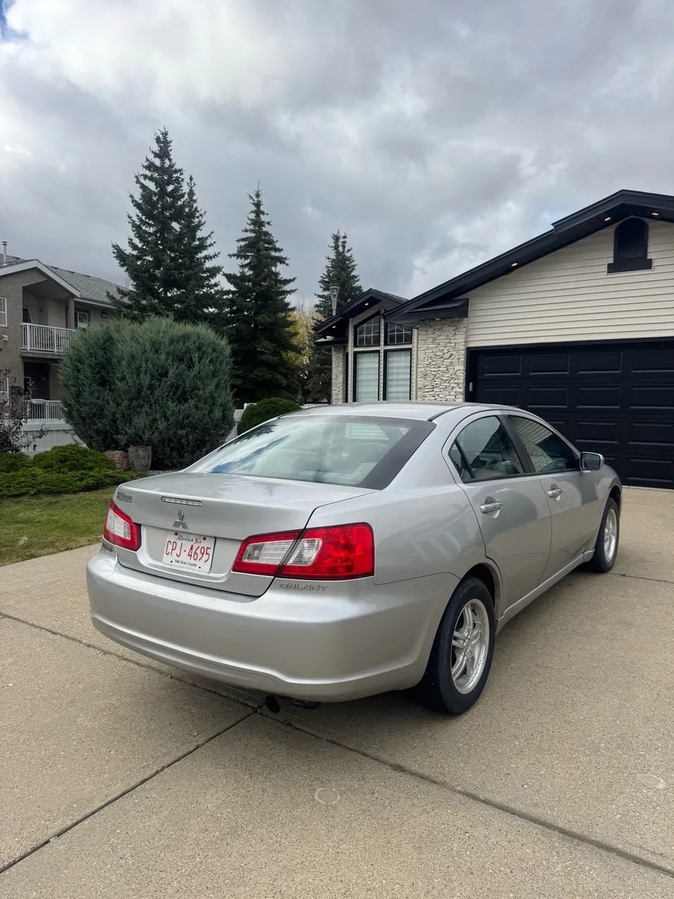 Mitsubishi Galant 2009 photo 5
