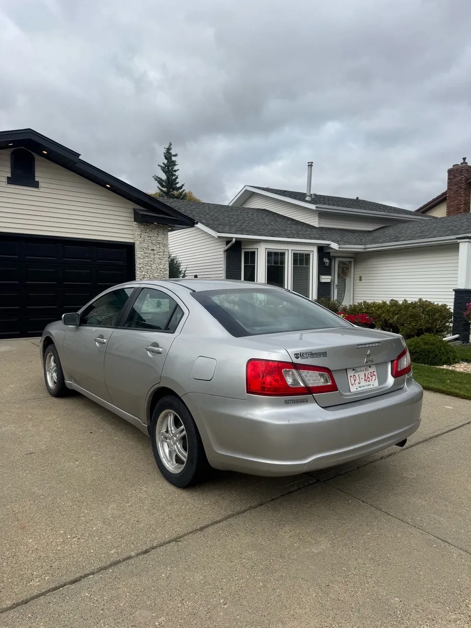 Mitsubishi Galant 2009 photo 3