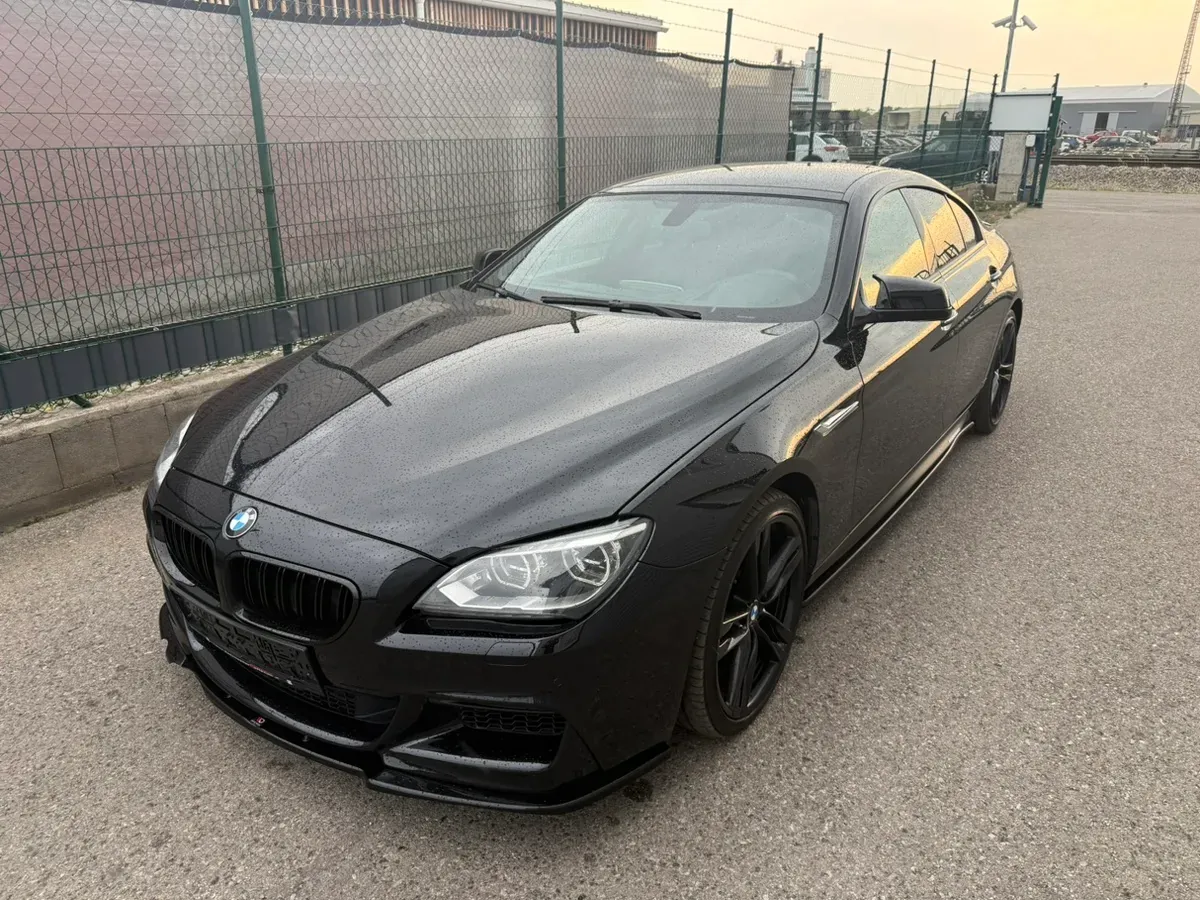BMW 6 Series 2015 photo 2