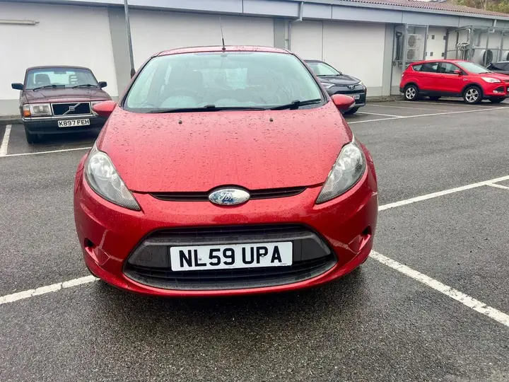 Ford Fiesta 2009 photo 3