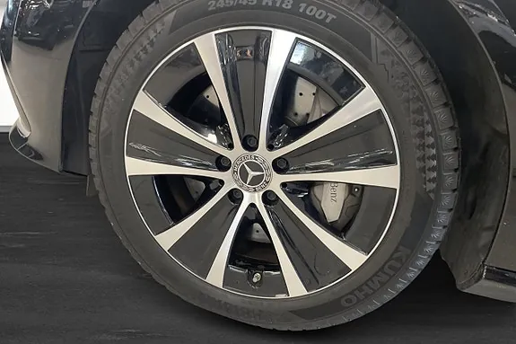 Mercedes-Benz E300 2021 photo 5