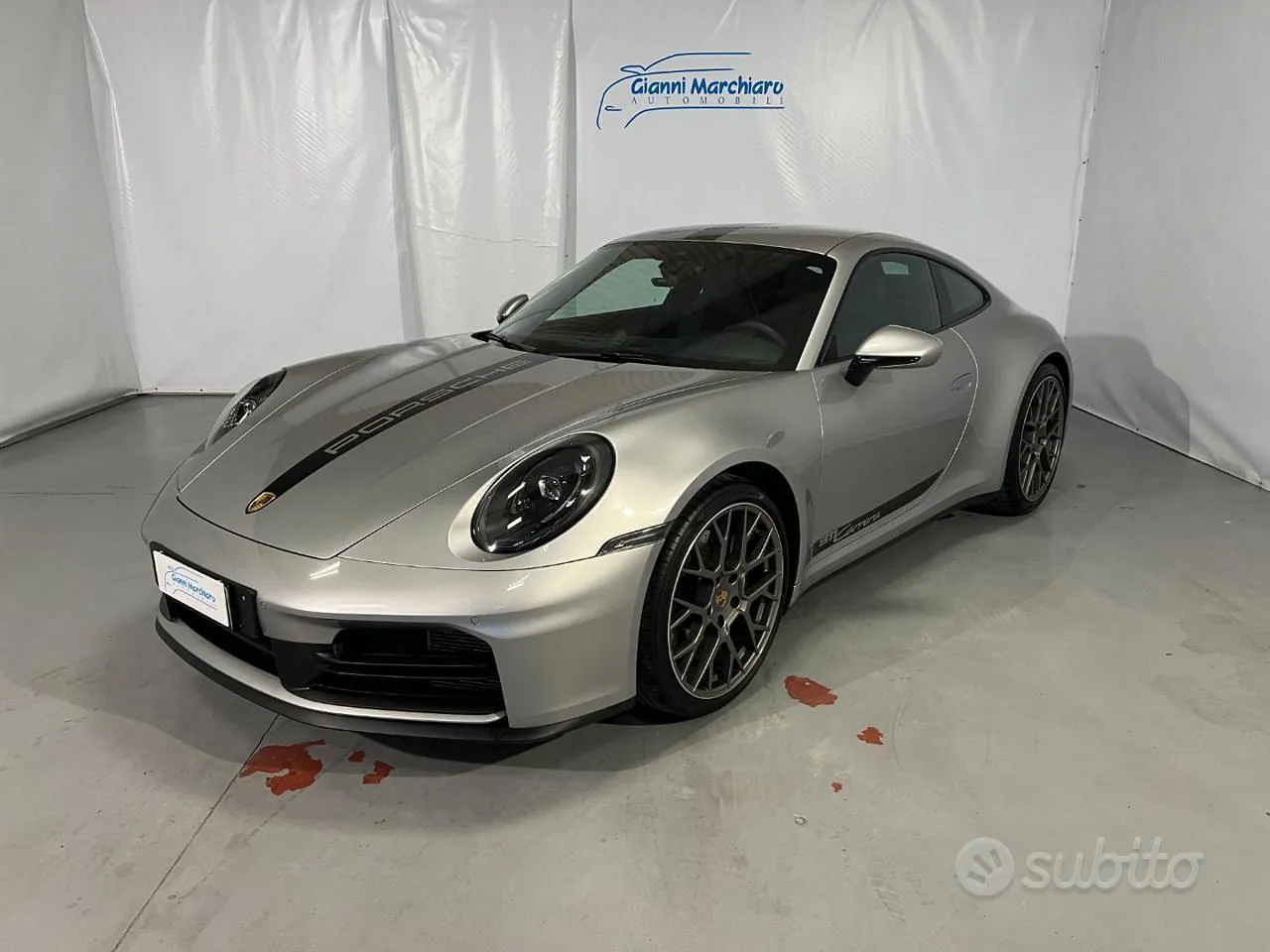 Porsche 992 Carrera