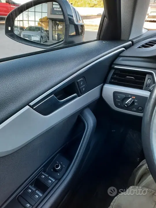 Audi A4 Avant 2019 photo 2