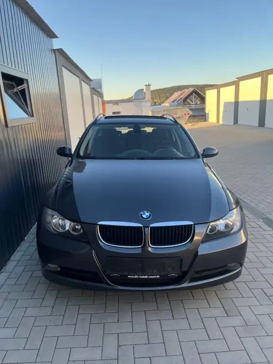 BMW 318D Touring